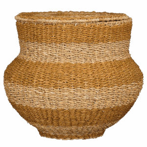 Tacoma Opbergmand met Deksel H48 x Ø55 cm Jute Geel Geef je interieur een luxueuze uitstraling met deze Tacoma opbergmand. De mand met deksel is gemaakt van natuurlijk jute en is prachtig verweven met strepen in een warme, gele kleur. Ben je op zoek naar een andere kleur of maat? De Tacoma opbergmand is verkrijgbaar in diverse kleuren en maten, ook leuk om met elkaar te combineren! Deze gele mand is 48 cm hoog en heeft een diameter van 55 cm. De opening heeft een diameter van ongeveer 40 cm. Ideaal om wat spullen of speelgoed in op te bergen! Waar zet jij deze jute mand neer? Casa Viventes Breedte: 55cm Hoogte: 48cm Lengte: 55cm Diameter: 55cm Gewicht: 4400g kleuren: Geel, Geel Materialen: Jute, Jute merk: Mica Decorations