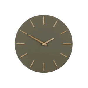 Brixen Wandklok - Ø36 cm - Donkergroen Met de Brixen wandklok uit de collectie weet je voortaan altijd hoe laat het is. De wandklok is gemaakt van aluminium en heeft een ronde vorm. De donkergroene achtergrond staat mooi in contrast met de gouden wijzers. Modern met een chique touch!  Door het strakke design past de wandklok daarnaast in elk interieur. Verder heeft de wandklok een makkelijk ophangsysteem waardoor hij makkelijk aan de muur te monteren is. De diameter van de wandklok is 35,5 cm. | Let op: deze wandklok heeft, net als veel andere klokken, een intern mechanische constructie die het tikken mogelijk maakt waardoor het geen stille klok is. Casa & Viventes Breedte: 35.5cm Hoogte: 4cm Lengte: 35.5cm Diameter: 35.5cm Gewicht: 530g kleuren: Groen, Groen Materialen: Aluminium merk: Mica Decorations