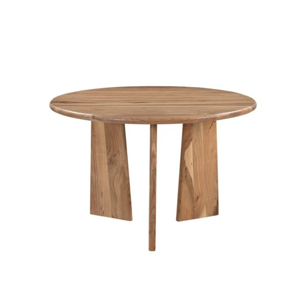 Tafel 120x120 cm Deze tafel gemaakt van solide Acacia -hout combineert natuurlijke elegantie met een moderne, creatieve ontwerpbenadering. Met zijn afgeronde randen en het asymmetrische frame is het niet alleen functioneel, maar ook een echte ontwerpverklaring in elke kamer. Het natuurlijke door Acacia -hout gebrachte Acacia brengt de schoonheid van de natuur rechtstreeks naar huis dankzij de warme tinten en de levendige korrel. Het vakmanschap -verwerkte oppervlak zorgt ervoor dat de individuele structuur van het hout bijzonder goed in zijn eigen goed komt en elk stuk uniek maakt. De afgeronde randen van de tafel zorgen voor een zachte, stromende look die het bijzonder harmonieus maakt. Tegelijkertijd verhogen ze het comfort door harde lijnen en scherpe randen te vermijden - ideaal voor een vriendelijke en uitnodigende sfeer. Het opvallende kenmerk van de tabel is echter het asymmetrische kader dat het een moderne en enigszins avant -garde -noot geeft. In plaats van een klassieke, symmetrische substructuur, verrast deze tabel met een dynamisch ontwerp dat zorgt voor optische losraken en tegelijkertijd stabiliteit zorgt. Met zijn compacte afmetingen van 120x120 cm is de tafel ideaal voor kleinere ruimtes of als een gezellig ontmoetingspunt in de keuken. Het biedt voldoende ruimte voor maaltijden, creatief werk of sociale bijeenkomsten zonder de kamer te domineren. Plaatdikte: 4 cm, afstand van de buitenrand van de benen naar de rand van de tafel: ongeveer 19 cm, breedte van de benen hieronder: ongeveer 30 cm, breedte van de benen boven: ongeveer. Vloer naar de onderkant van de onderkant: ongeveer 73 cm Tafel 120x120 cm CASA & VIVENTES Breedte: 120cm Hoogte: 77cm Lengte: 120cm Inhoud: 0.36L Gewicht: 63140.00g kleuren: Bruin Materialen: Hout merk: SIT Möbel Im- und Export