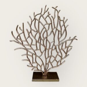 ZH-035-ijzergrijs-koraal Mooie decoratie, past in iedere ruimte. CASA & VIVENTES ZH-035-ijzergrijs-koraal Breedte: 60cm Hoogte: 430cm Lengte: 390cm Gewicht: 1800g kleuren: Grijs, Grijs Materialen: Ijzer, Ijzer merk: QMF Trading