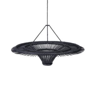 The Sky Hanger - Zwart - L Deze hanger of plafondlamp is al het meest besproken in onze collectie! Dit rotan meesterwerk is verkrijgbaar in twee maten, variërend van enorm tot massief en is als een kunstwerk voor je plafond. Het maakt niet uit of je er een hangt of beide combineert  je interieur zal schijnen als nooit tevoren. Ook verkrijgbaar in natuurlijk (twee maten). Deze lampschaduw heeft geen elektrische bedrading of pluggen. We verkopen deze fittingen apart, Zoek naar een fitting in onze winkel en selecteren de gewenste look en het type. Casa & Viventes Breedte: 60cm Hoogte: 23cm Lengte: 60cm Gewicht: 2000g kleuren: Zwart Materialen: Rotan merk: Bazar Bizar Living