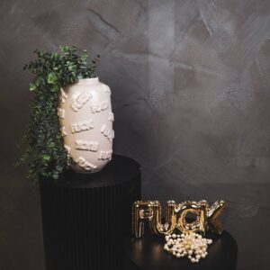 Alternative view of Vaas - 'FUCK' - Keramiek - Beige - 17x17x27cm