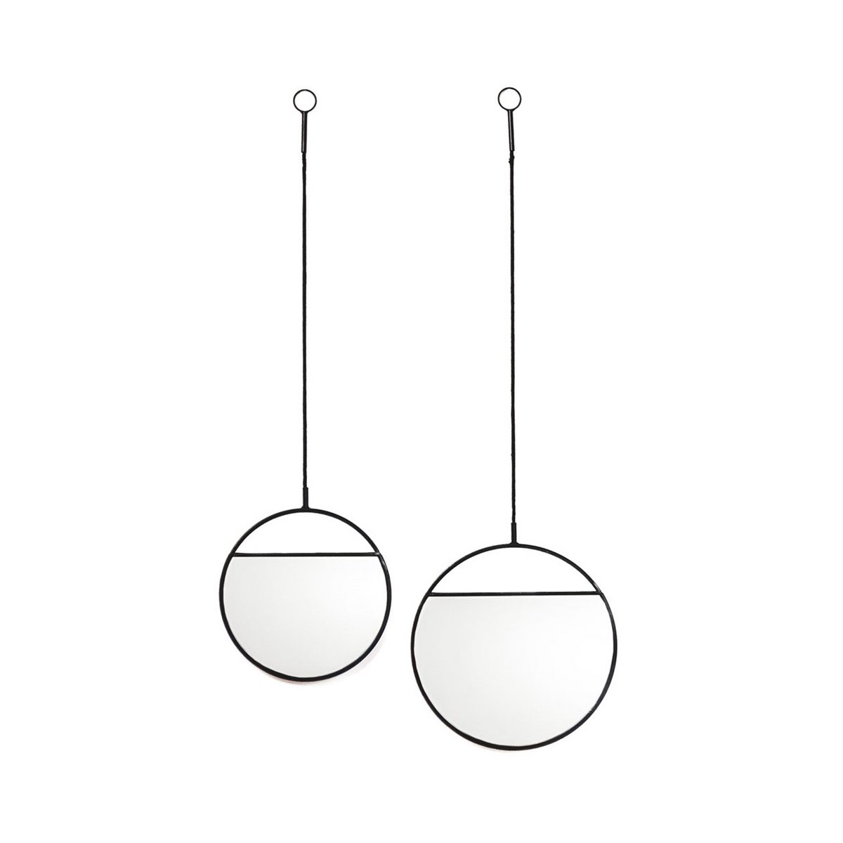 Mirror Round Wall Mirrors Metal Black S2 25x90 & 30x100 Spiegel SPIEGEL SPIEGEL AAN DE MUUR - Maak kennis met de tweeling! Kijk ernaar en geef jezelf een grote glimlach! Belangrijke kenmerken: - Gemaakt van metaal met touw - Set van 2 in verschillende maten - Kleur: zwart - Maten: 25x90 & 30x100 cmStylingtip: Hang ze gewoon samen op en het kan niet fout gaan met deze set van 2 metalen wandspiegels CASA & VIVENTES Mirror Round Wall Mirrors Metal Black S2 25x90 & 30x100 Spiegel kleuren: Zwart Materialen: Metaal merk: Housevitamin