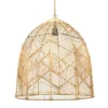The Bala Hanglamp - Naturel - L. Een prachtig handgemaakte rotan hanger die er geweldig uitziet in een slaapkamer, kinderkamer, woonruimte of overdekte patio. Een verbluffende en opvallende boho-lamp! Deze lampschaduw heeft geen elektrische bedrading of pluggen. We verkopen deze fittingen apart, zowel plafond gemonteerd als met plug. Zoek naar een fitting in onze winkel en selecteer de gewenste look en het type. Casa & Viventes Breedte: 50cm Hoogte: 50cm Lengte: 50cm Gewicht: 2800g Materialen: Rotan merk: Bazar Bizar Living