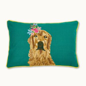 Kussenhoes labrador Onze meest populaire schatten bij door Vivi: Cushion -covers uit India! De uitgebreide ontwerpen zijn mechanisch geborduurd in een pure damesfabriek. De juiste sierrand geeft hen dat zeker iets. 100% katoen 60x40 cm.  Alleen droog reinigen. Kussen zonder te vulling - we bieden ook de kussenhoes aan met vulling.  Casa & Viventes merk: by Vivi.