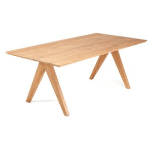De Saint Croix eettafel - binnen De Saint Croix -eettafel is een verbluffende mix van duurzaamheid en vakmanschap, ontworpen om uw dinervaring binnenshuis te verheffen. Handgemaakt in Indonesië, deze tafel is gemaakt van teruggewonnen teakhout, met de natuurlijke schoonheid van zijn rijke korrels en tijdloze charme. Elk stuk is uniek vervaardigd, waardoor er geen twee tafels precies op elkaar zijn. Het duurzame en milieuvriendelijke materiaal verbetert niet alleen je ruimte, maar vertelt ook een verhaal over verantwoorde sourcing. Perfect voor het hosten van familiebijeenkomsten of intieme diners, de Saint Croix -eettafel voegt warmte en karakter toe aan elk huis. Omarm elegantie met een geweten. Casa & Viventes Breedte: 105cm Hoogte: 78cm Lengte: 213cm Gewicht: 59000.00g merk: Bazar Bizar Living