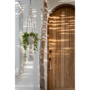 Alternative view of De Gedraaide Macramé Plantenhouder - Naturel Wit -S