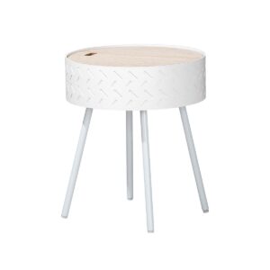 MDF metalen bijzettafel “Opbergruimte” De bijzettafel “Storage” overtuigt door zijn uiterlijk. De witmetalen tafel met afneembaar deksel in naturel kleur is met zijn opbergvak een praktische hulp. De pootjes zijn verstelbaar, waardoor hij altijd perfect staat. Casa & Viventes Breedte: 38.5cm Hoogte: 45.5cm Lengte: 38.5cm Gewicht: 3300g kleuren: Wit, Wit Materialen: Metaal, Metaal, Mdf merk: GILDE HANDWERK