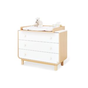Commode 'Rond' breed • Decor: esdoorn en effen, wit • B 115 cm, D 77 resp. 54 cm, H 98 cm • Wisselhoogte 90 cm • Wisselhulpstuk kan aan de linker-, midden- of rechterkant worden gemonteerd • Wisselend opzetstuk kan worden verwijderd • 3 lades • Zelf-Soft-Close • Hoge kwaliteit knoppen gemaakt van massief esdoornhout • Hoogwaardig onderstel van massief grenenhout, gelakt in esdoornlook CASA & VIVENTES Commode 'Rond' breed Breedte: 54cm Hoogte: 90cm Lengte: 115cm Gewicht: 65g Materialen: Hout, Hout merk: Pinolino Kinderträume