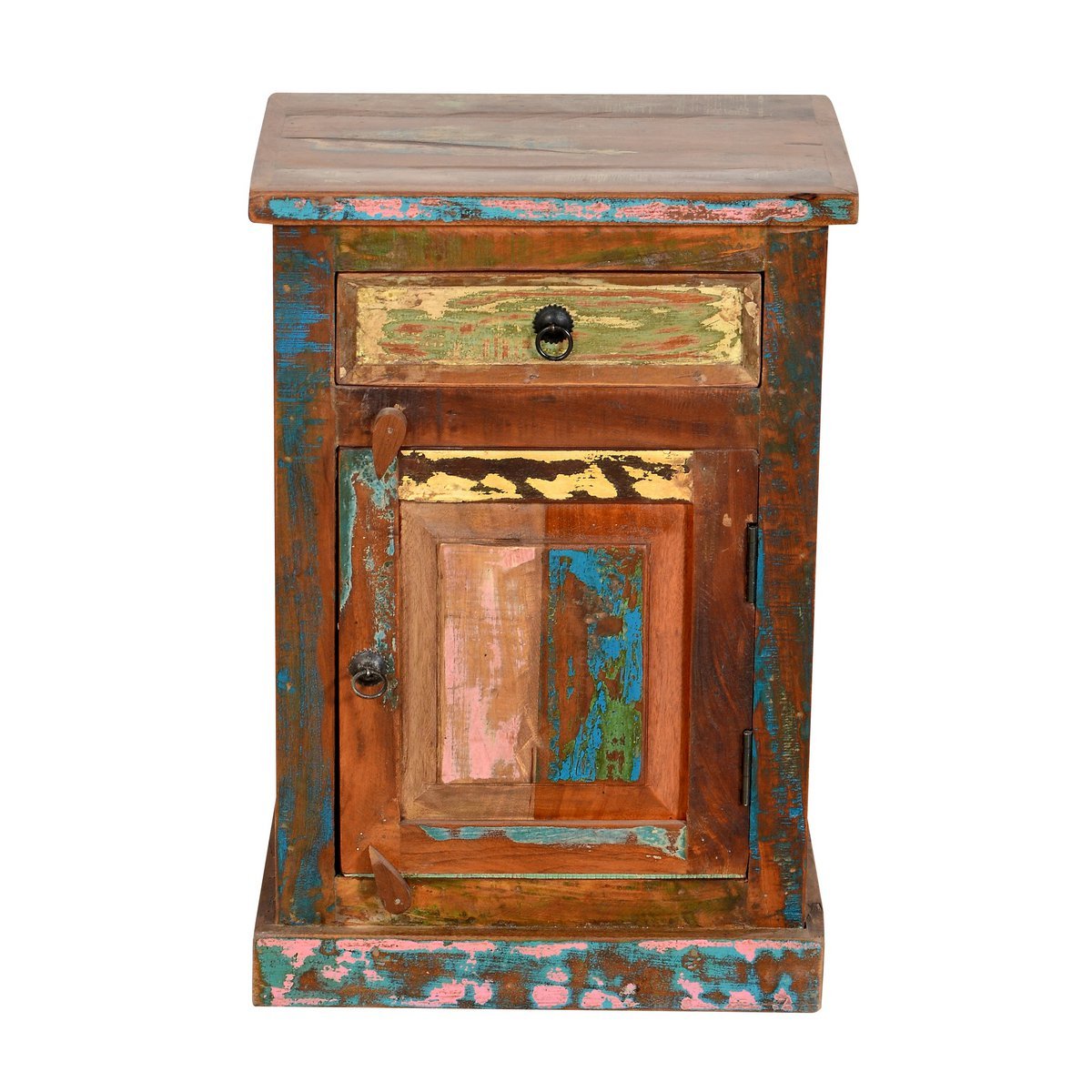 Laden kastje Deze ladekast, gemaakt van kleurrijk oud hout, is een echte eyecatcher en kan veelzijdig gebruikt worden dankzij de mogelijkheid om hem te combineren met bestaand meubilair. De kast biedt voldoende ruimte in een lade en achter de deur voor de privé dingen van het leven. Als er niet genoeg ruimte is, kan de afdekplaat dienen als extra opbergruimte. In de gang als extra kledingkast of in de badkamer biedt de ladekast veel opbergruimte. Dit kastje kan ook prachtig gebruikt worden als nachtkastje. Het hout van gerecyclede vissersboten geeft de ladekast een extra uitstraling. Verre van onze vaak saaie perfectie, is dit meubelstuk werkelijk uniek. De charme komt hier echt tot uiting. Gemaakt van FSC-gecertificeerd hout. Casa & Viventes Breedte: 55cm Hoogte: 73cm Lengte: 34cm Gewicht: 19000.00g kleuren: Meerkleurig, Bruin Materialen: Hout, Hout merk: SIT Möbel Im- und Export