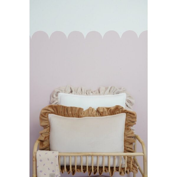 Decoratief fluwelen kussen met ruche "Cappuccino" - Afbeelding 2